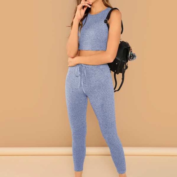 Active/lounge set - Picture 2 of 2